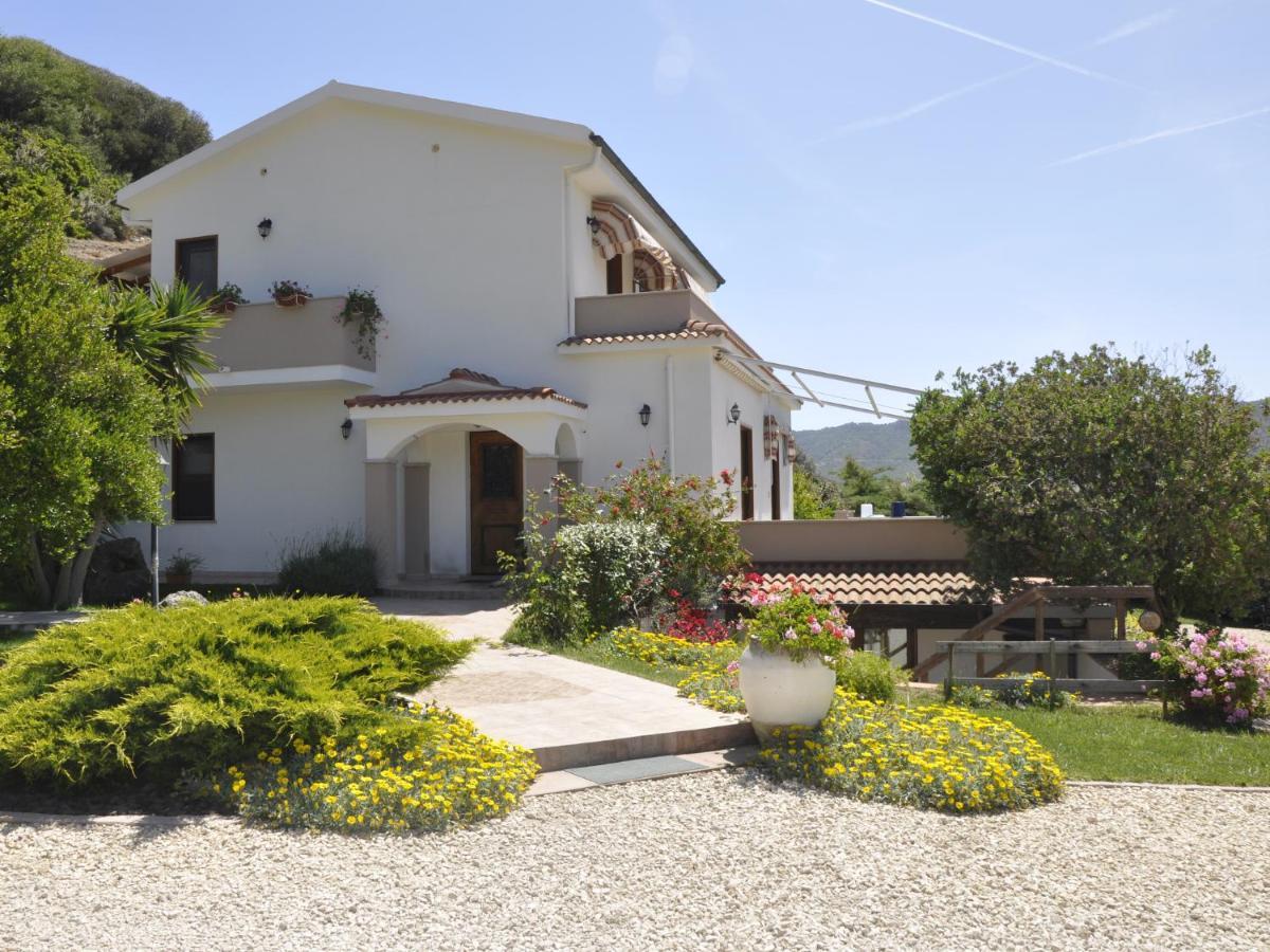 Bed & Breakfast Ajo A Casa Castelsardo Buitenkant foto