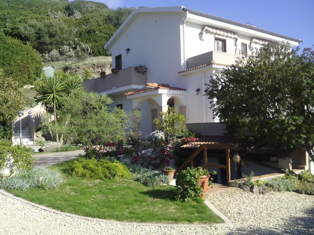 Bed & Breakfast Ajo A Casa Castelsardo Buitenkant foto