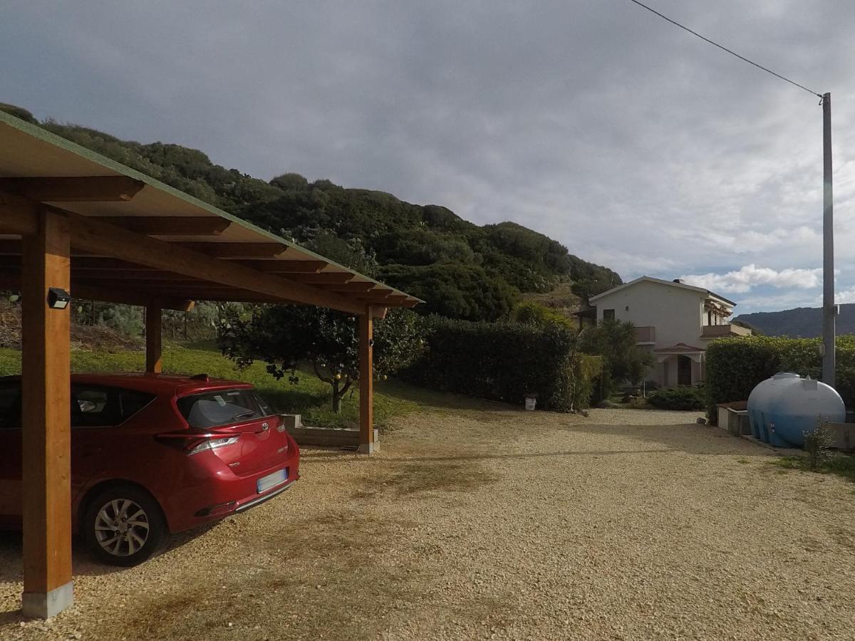 Bed & Breakfast Ajo A Casa Castelsardo Buitenkant foto
