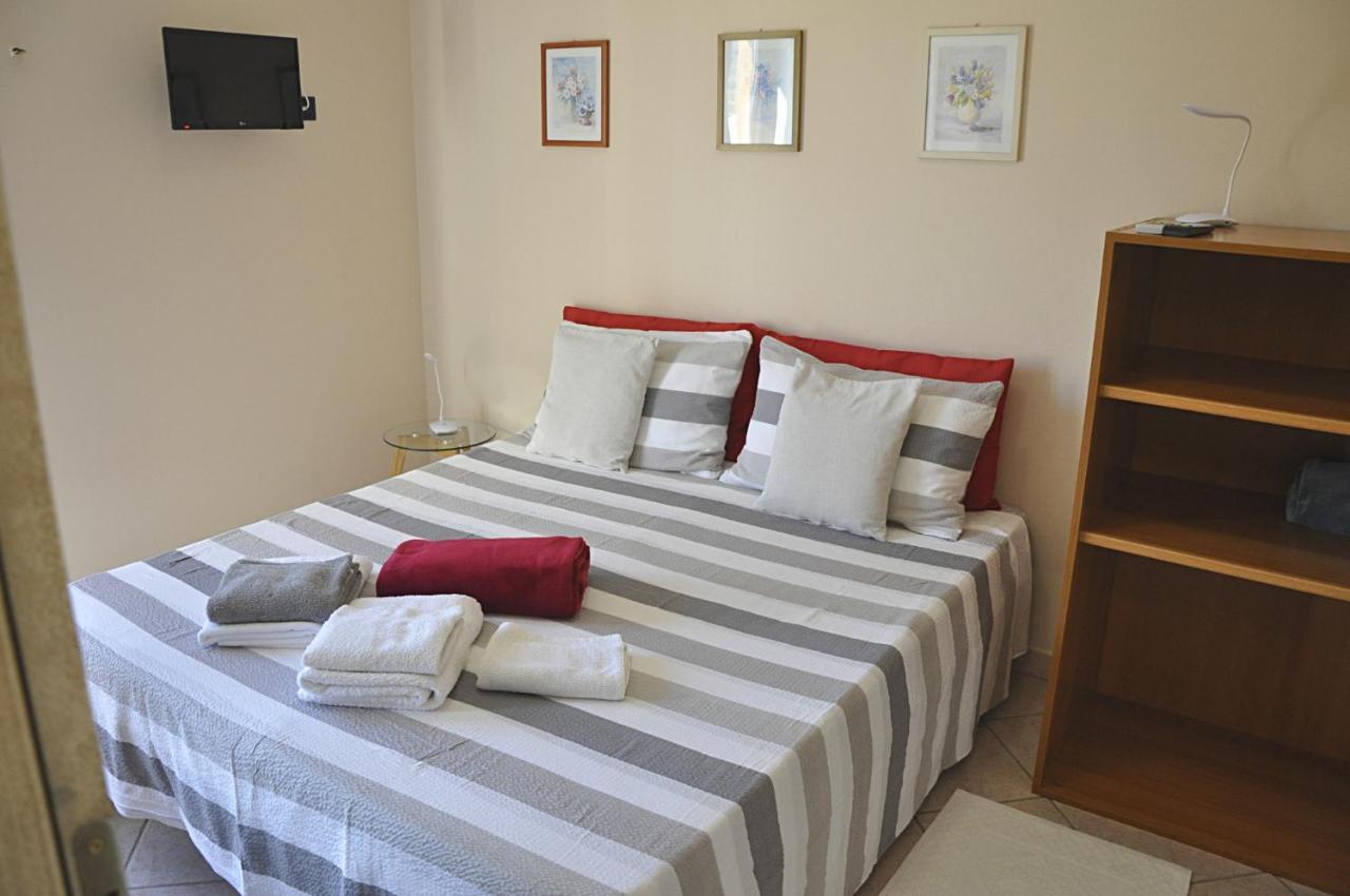 Bed & Breakfast Ajo A Casa Castelsardo Buitenkant foto
