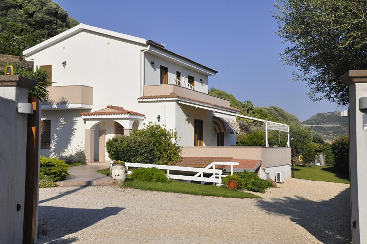 Bed & Breakfast Ajo A Casa Castelsardo Buitenkant foto