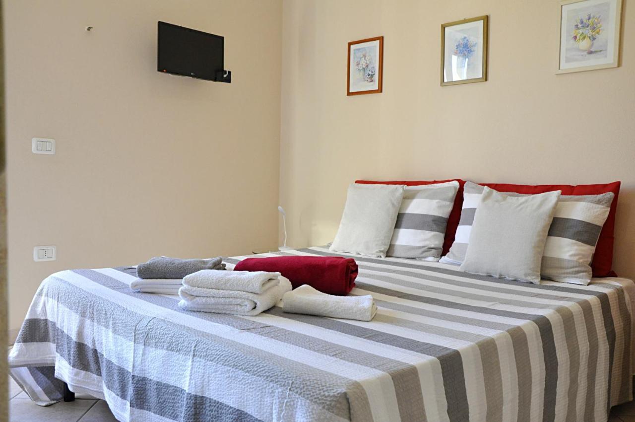 Bed & Breakfast Ajo A Casa Castelsardo Buitenkant foto