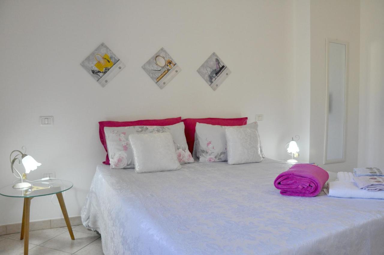 Bed & Breakfast Ajo A Casa Castelsardo Buitenkant foto